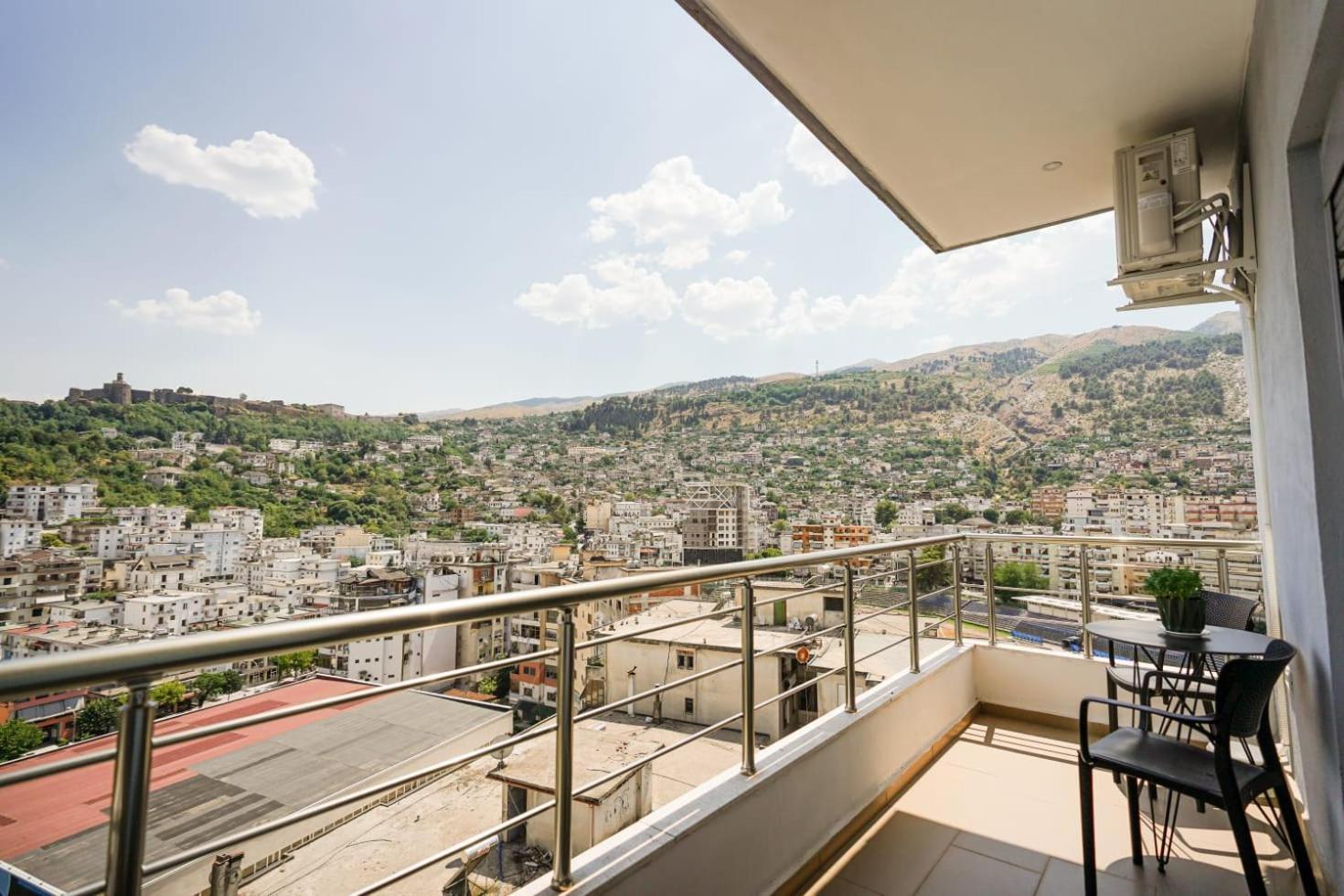 View City Apartments Gjirokastër Екстериор снимка