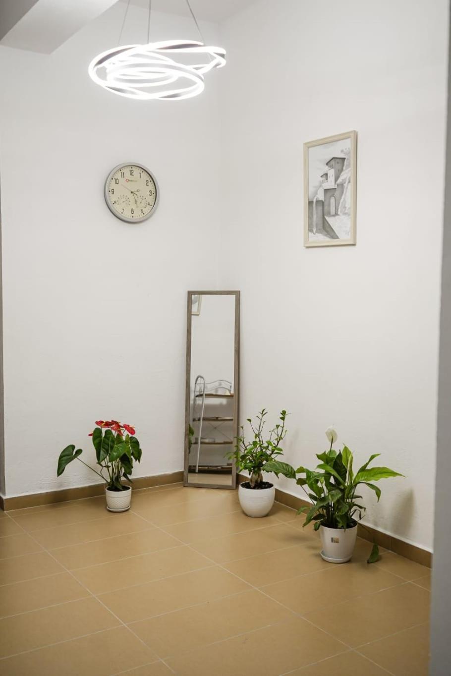 View City Apartments Gjirokastër Екстериор снимка